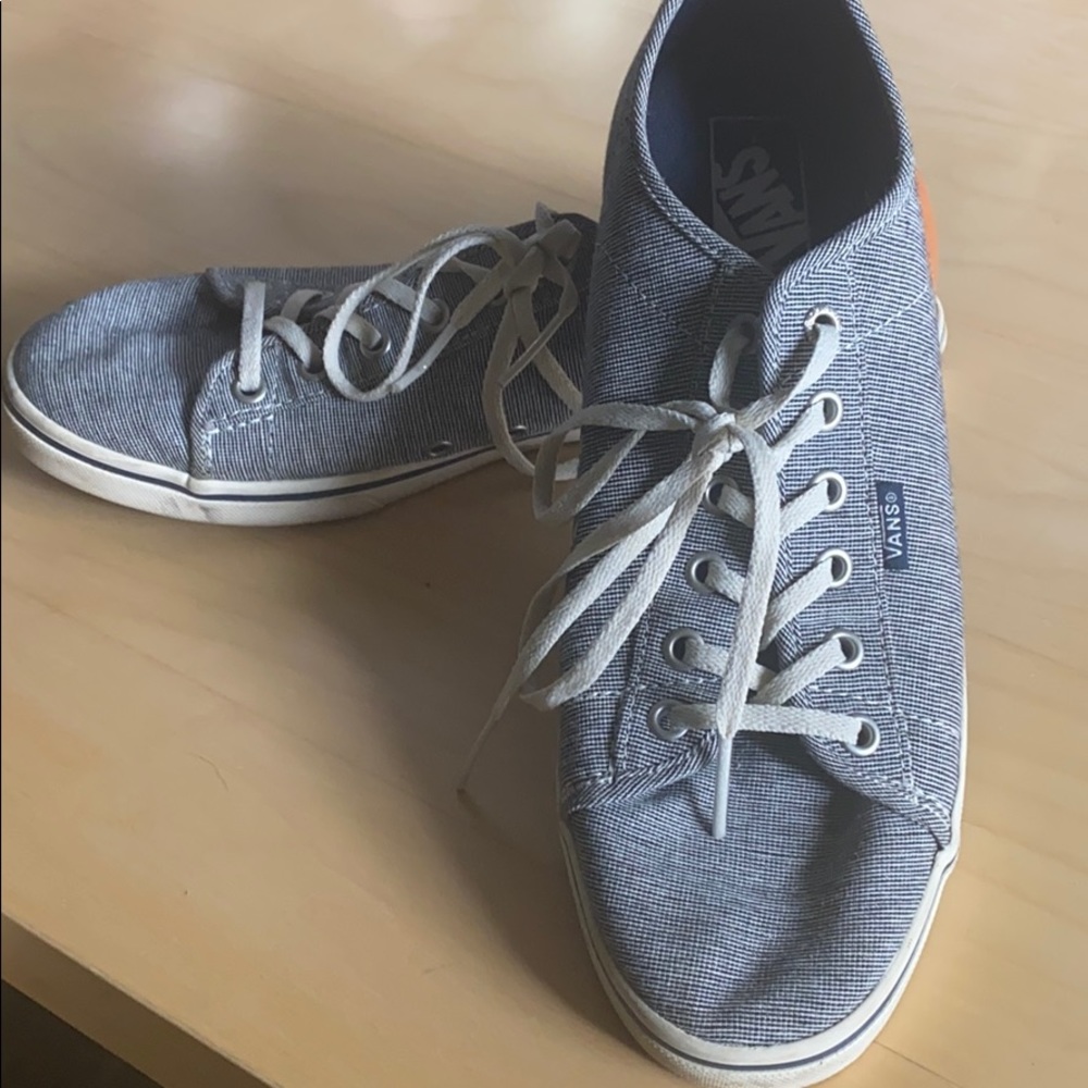 Vans Tennis Shoes